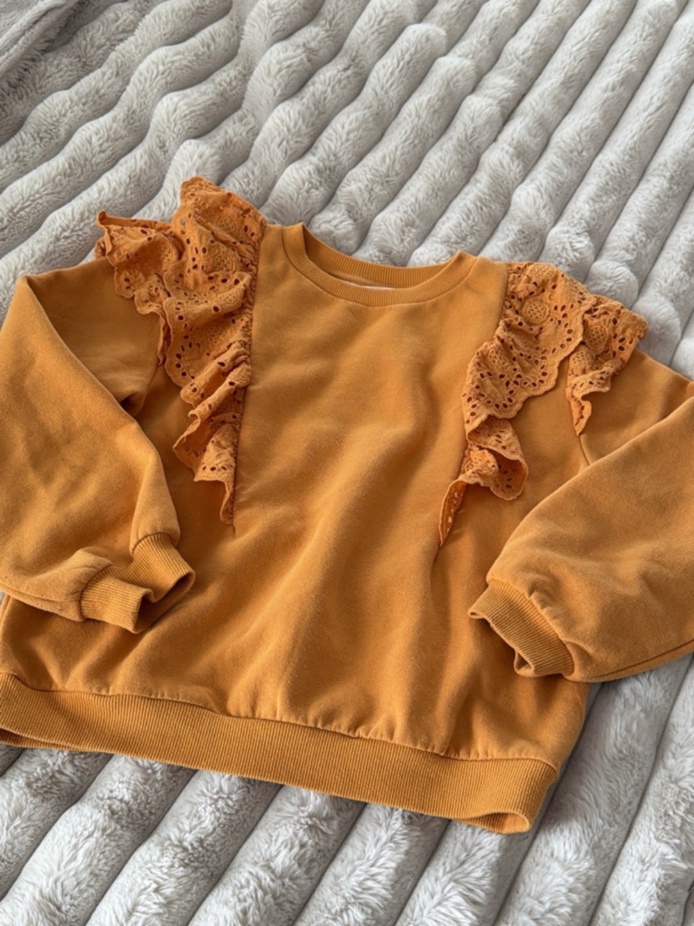 H&M Girl Mustard Yellow Crewneck Sweatshirt like NEW size 8/10
